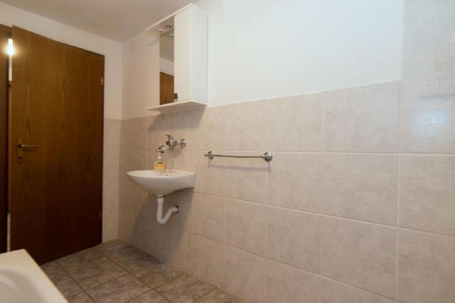 Apartments Jaksa Βις Εξωτερικό φωτογραφία